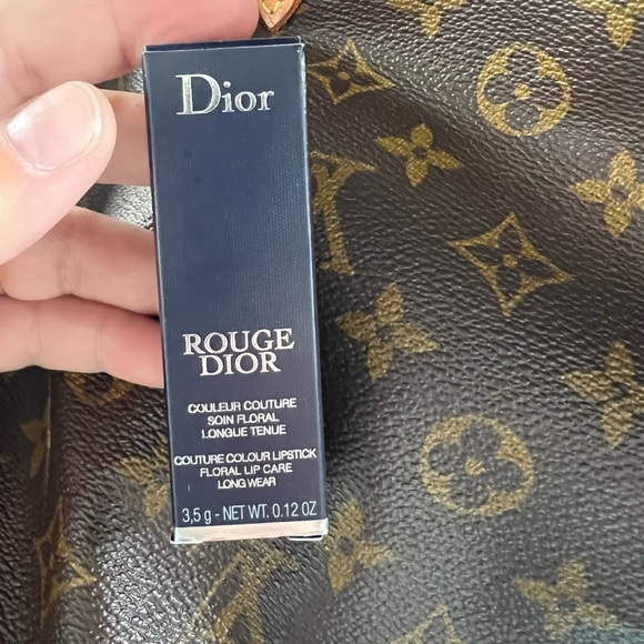 Sold ..DIOR✨✨Rouge Refillable Satin 💄 shade #339 - Picture 3 of 4